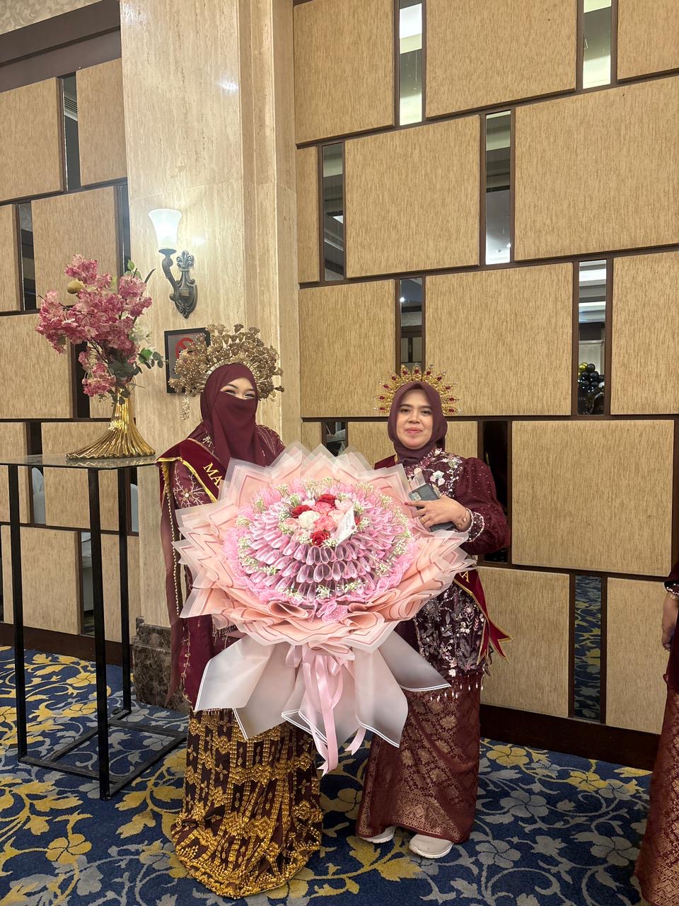 Pencapaian dan reward Fira Store